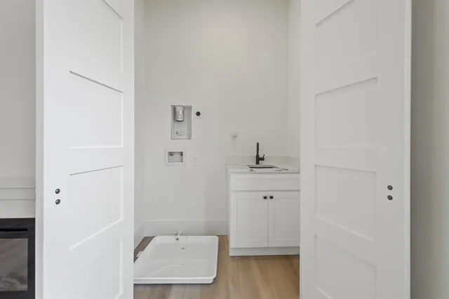 $824,900 | 4146 Khawlah Nafal Court, Irving, TX 75038