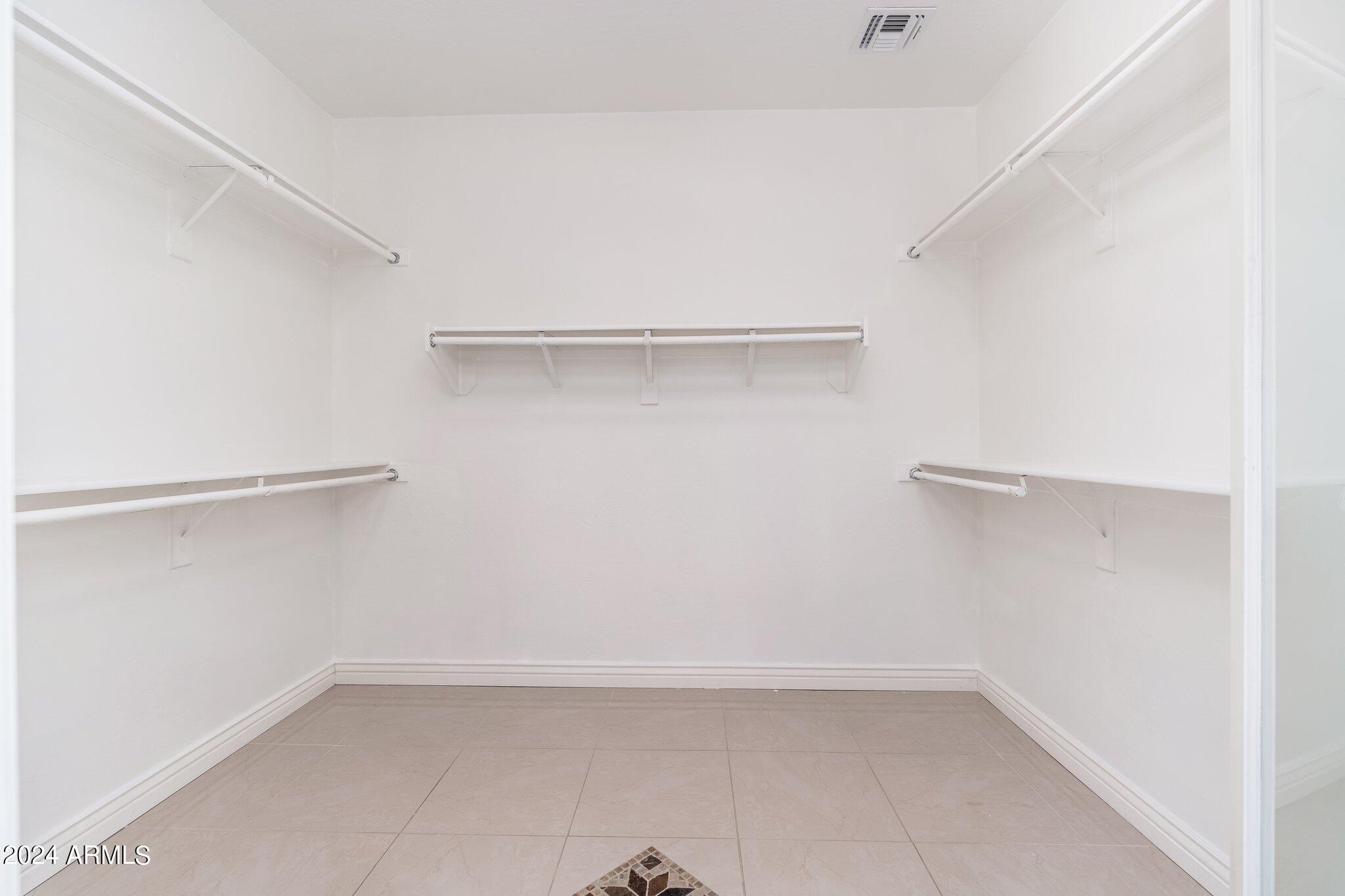 2433 West Hayduk Road Phoenix, AZ 85041 - Photo 18 of 56 Large walk-in closet