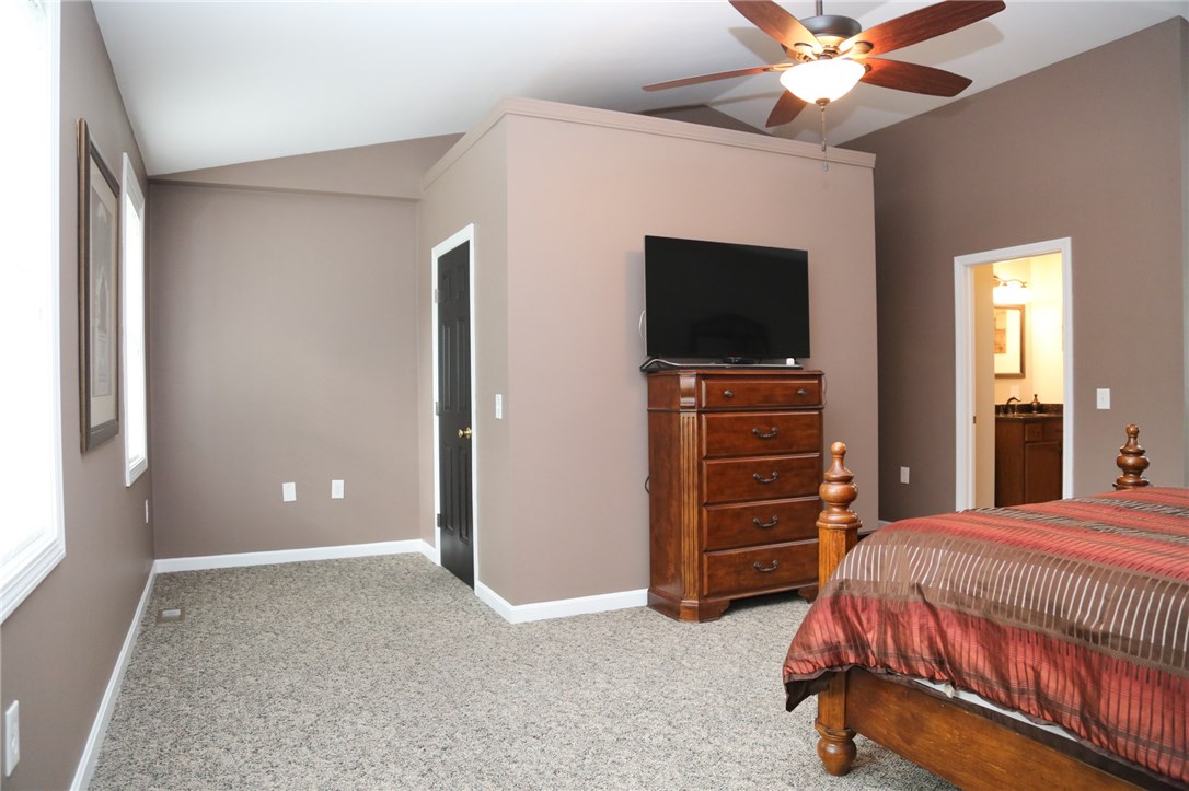 128 Canonchet Road Hopkinton, RI 02832 - Photo 23 of 39