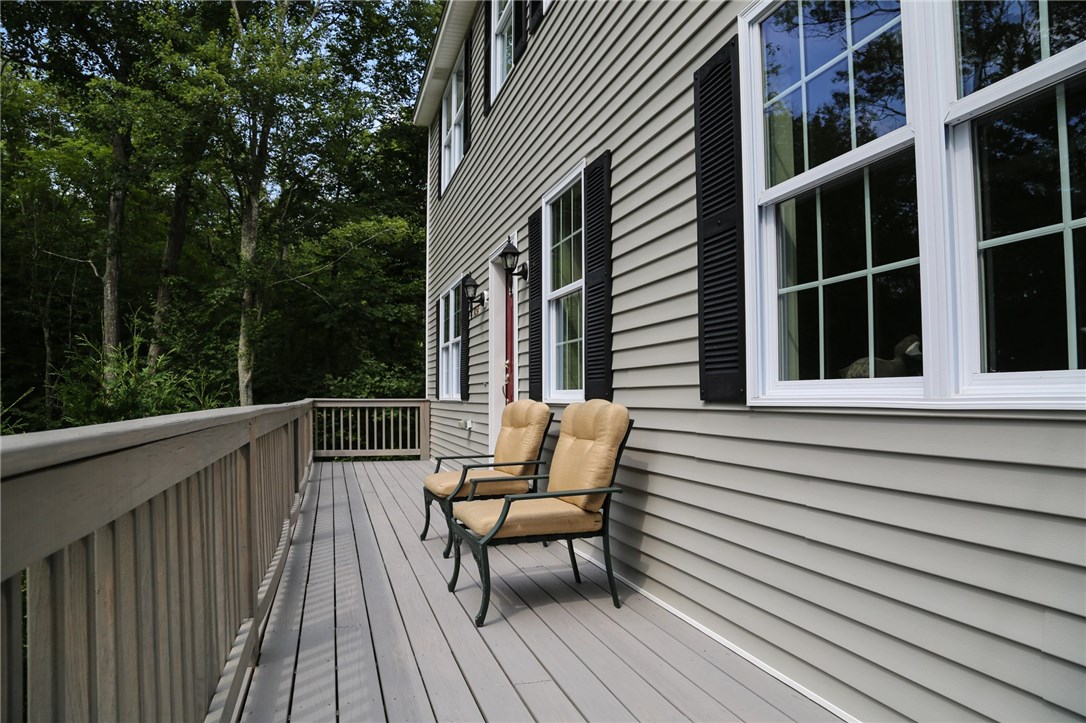 128 Canonchet Road Hopkinton, RI 02832 - Photo 5 of 39