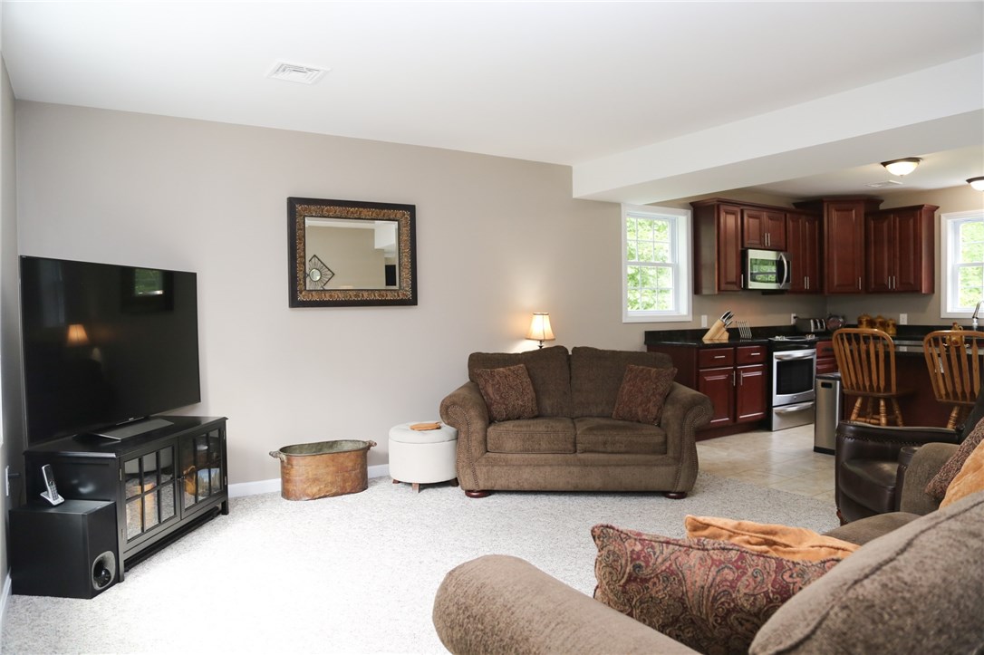 128 Canonchet Road Hopkinton, RI 02832 - Photo 7 of 39