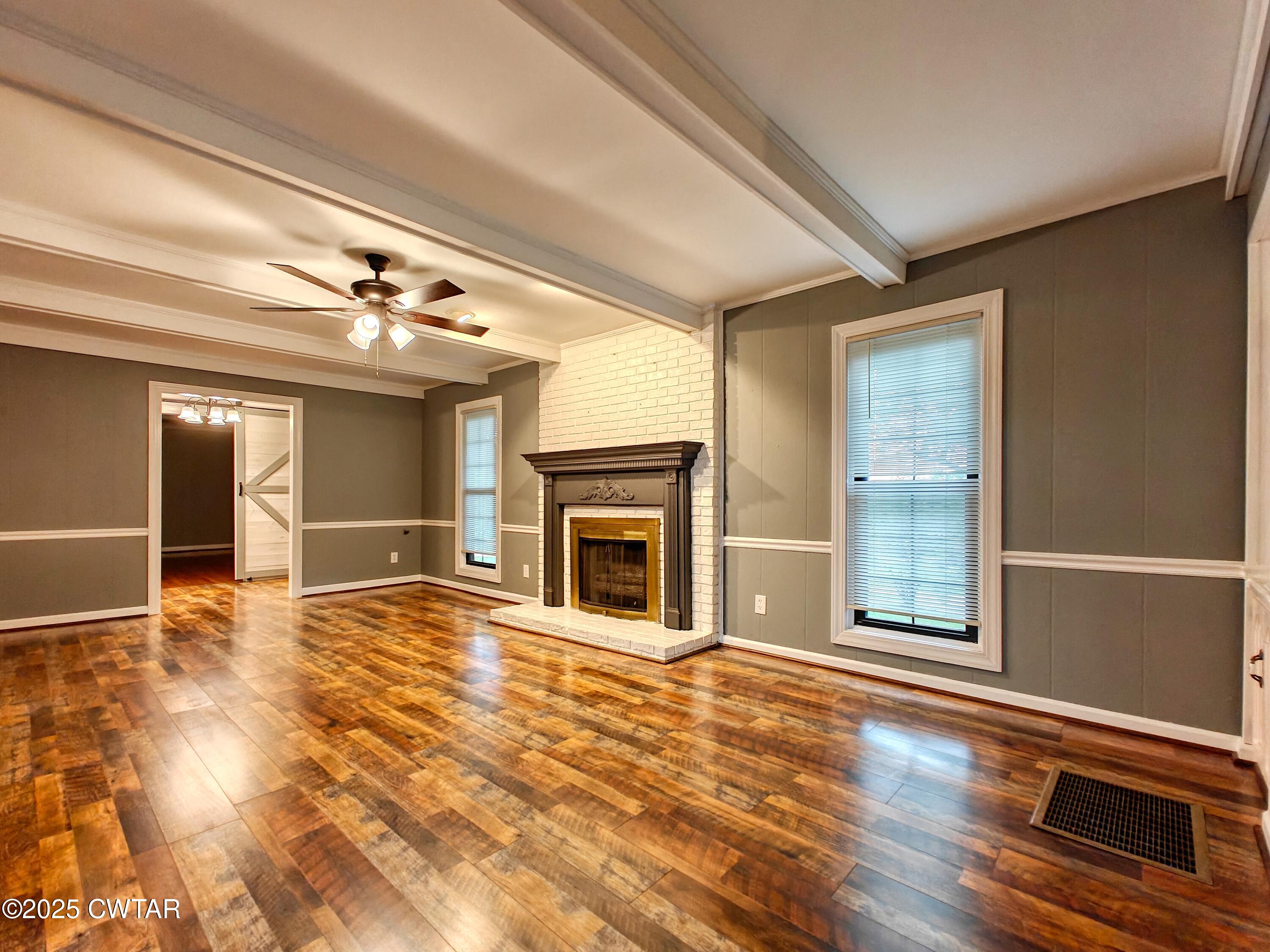 260 Cotham Drive Huntingdon, TN 38344 - Photo 10 of 29 a view of a livingroom with a fireplace