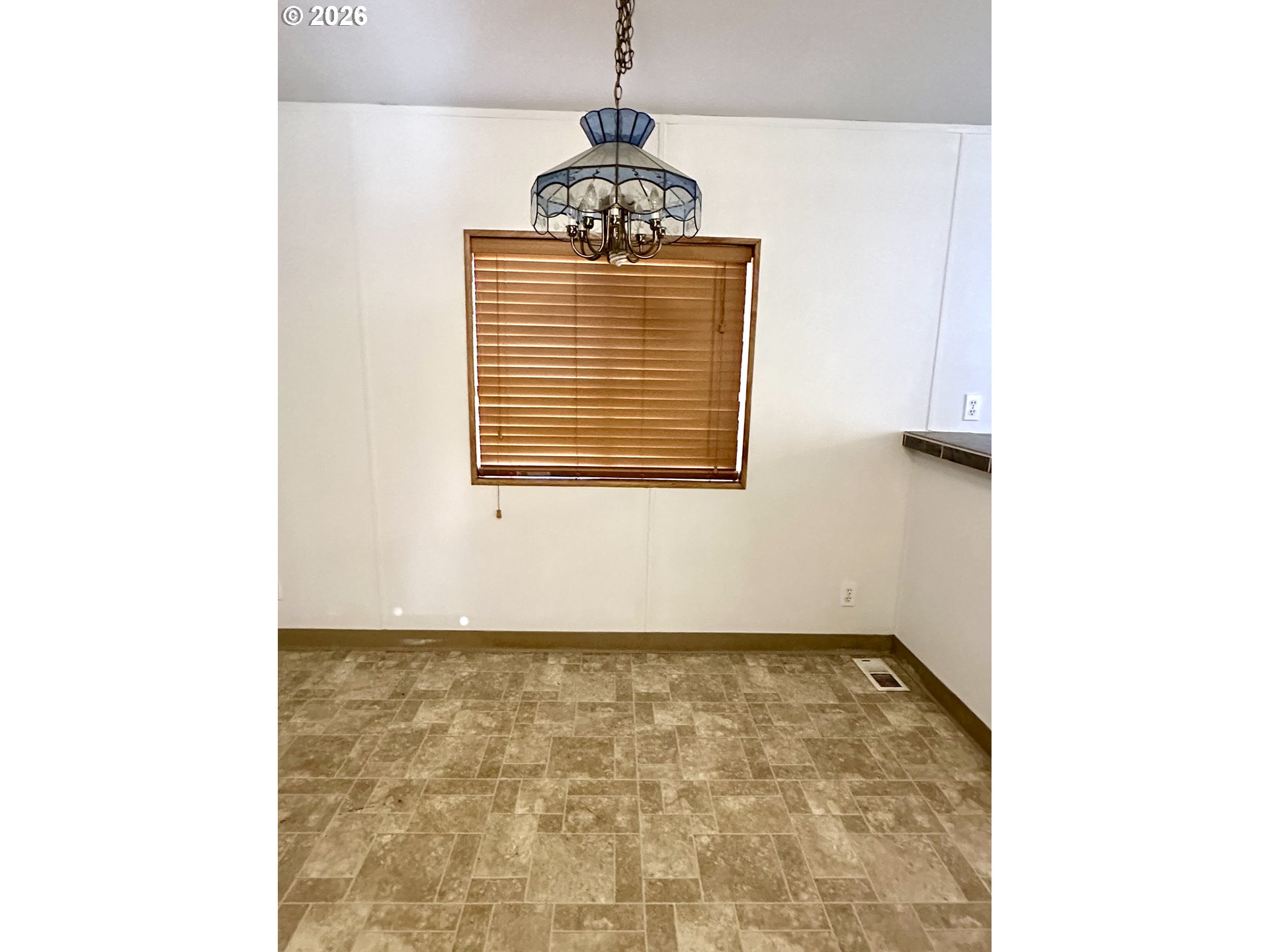 2009 Lewis River Road, Unit 17 Woodland, WA 98674 - Photo 18 of 32 a room with a bench