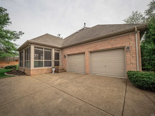 $549,000 | 10286 Sheffield Court, Newburgh, IN 47630