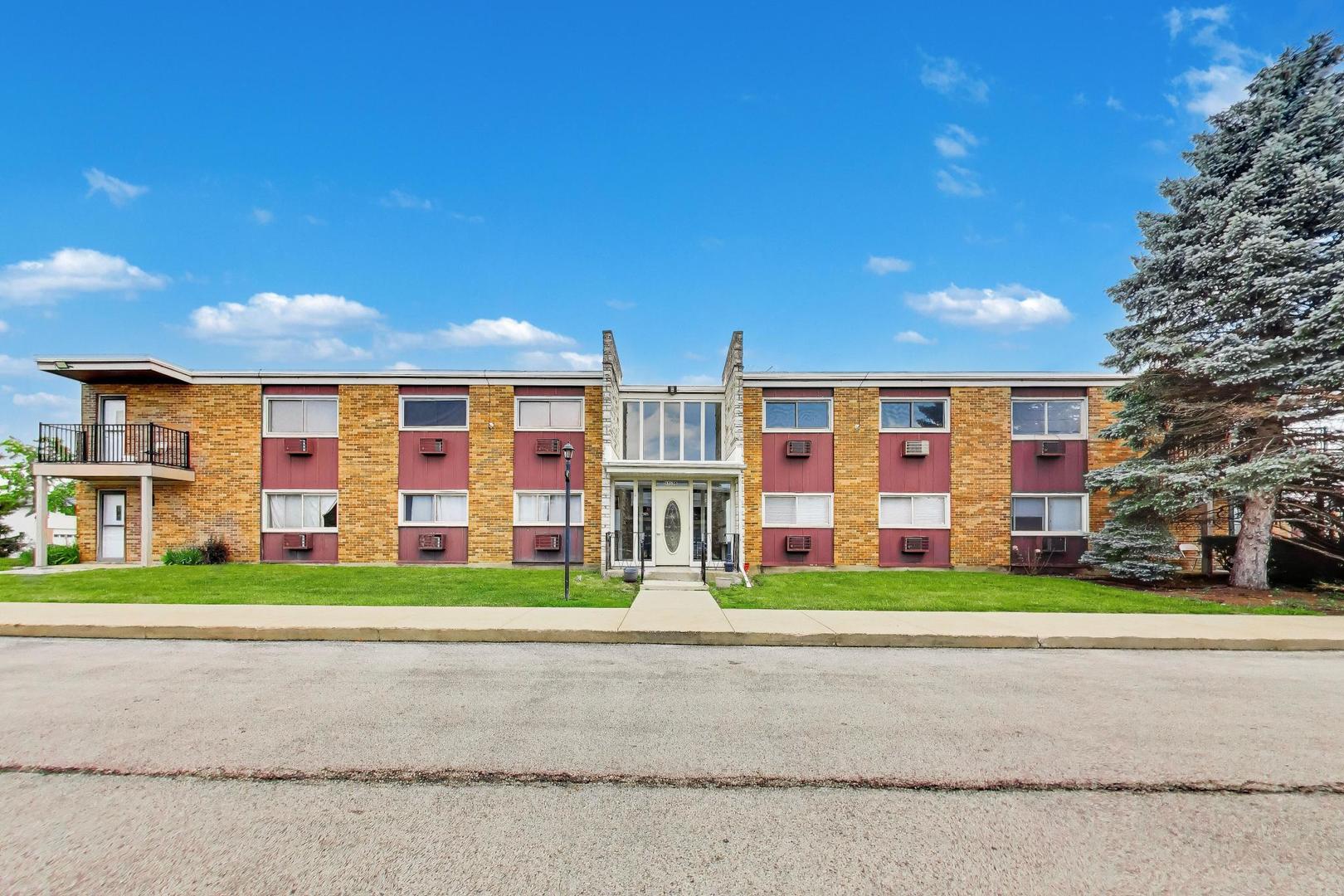 1313 Rebecca Road, Unit 116B Lombard, IL 60148 - Photo 1 of 14