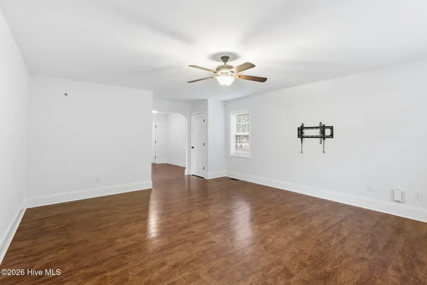 $400,000 | 565 West Philadelphia Avenue, Pinebluff, NC 28373