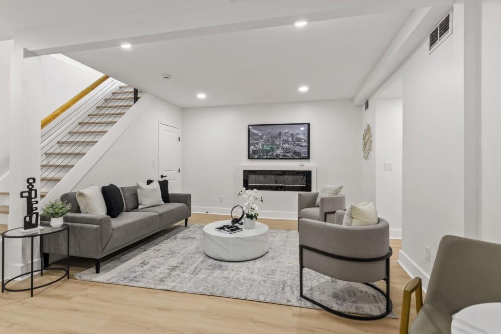 1776 Valencia Road Decatur, GA 30032 - Photo 25 of 44