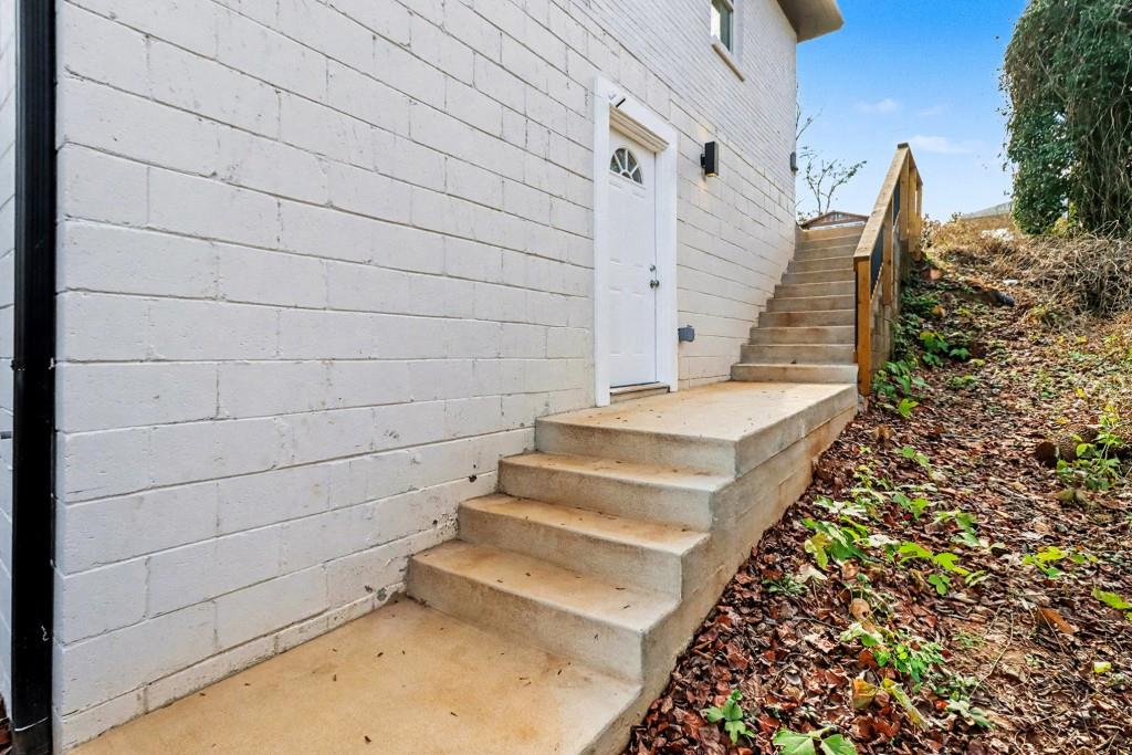 1776 Valencia Road Decatur, GA 30032 - Photo 35 of 44