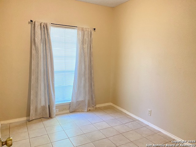 3414 Ridge Smoke San Antonio, TX 78247 - Photo 3 of 7