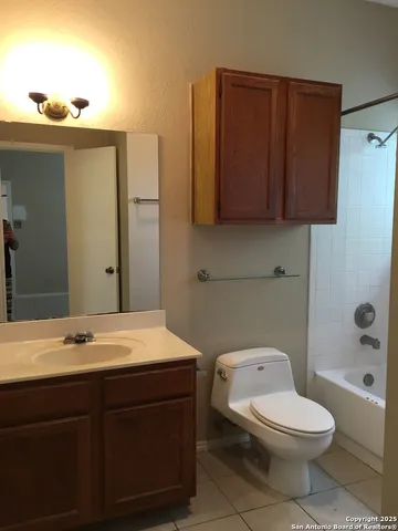 $1,425 | 3414 Ridge Smoke, San Antonio, TX 78247