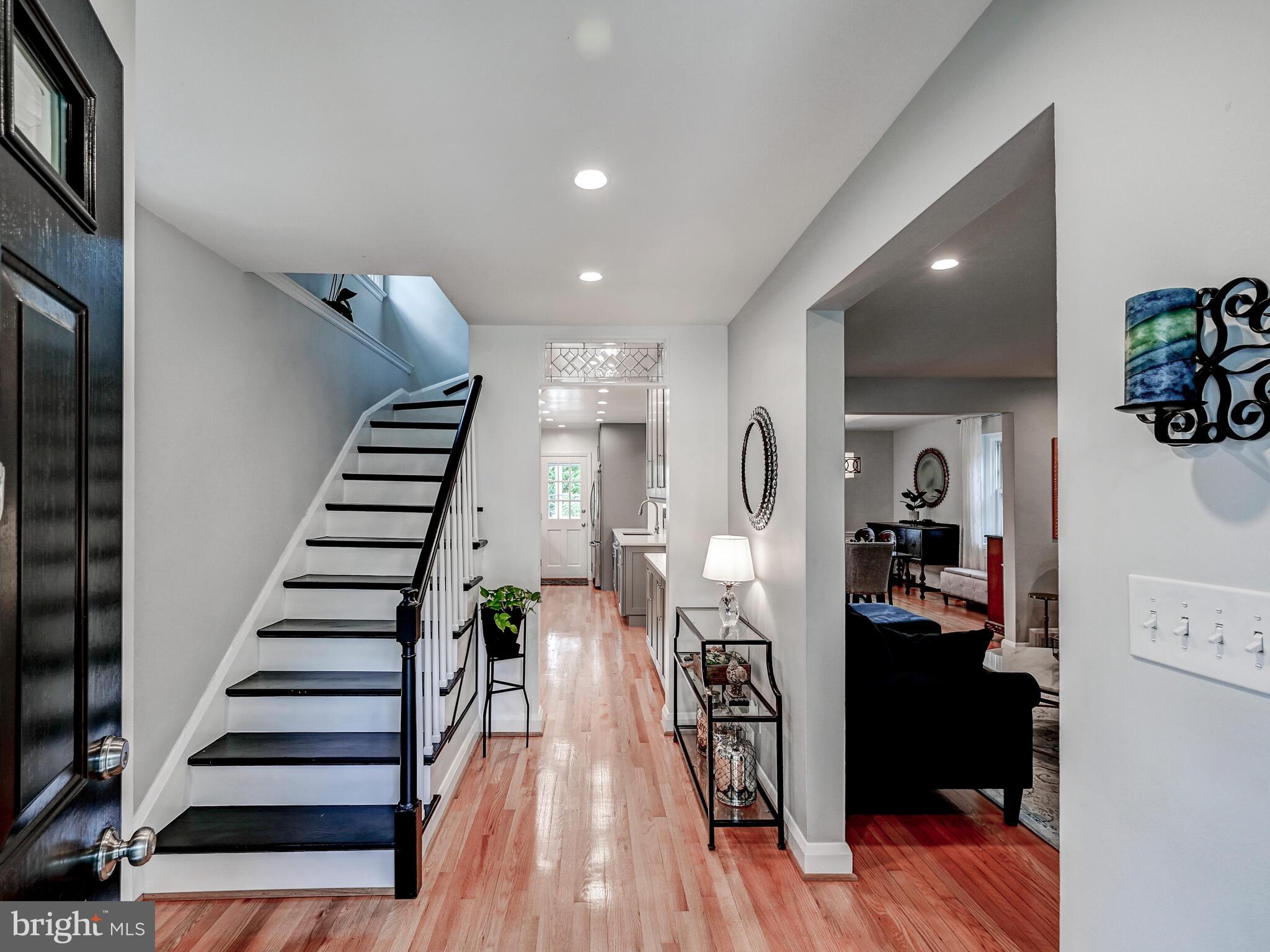 110 Armagh Drive Baltimore, MD 21212 - Photo 7 of 52