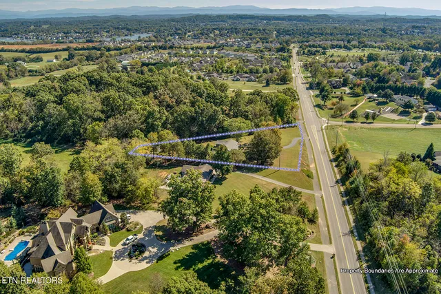 $600,000 | 624 McFee Road, Knoxville, TN 37934