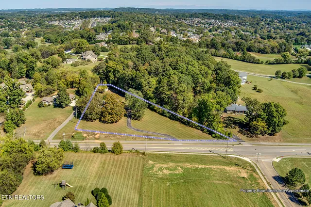 $600,000 | 624 McFee Road, Knoxville, TN 37934