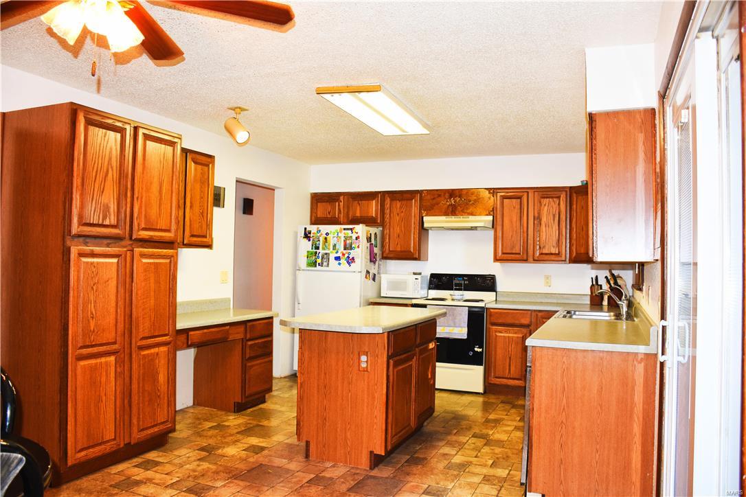 311 Bridle Ridge Road Collinsville, IL 62234 - Photo 8 of 9 Gallery Image 8