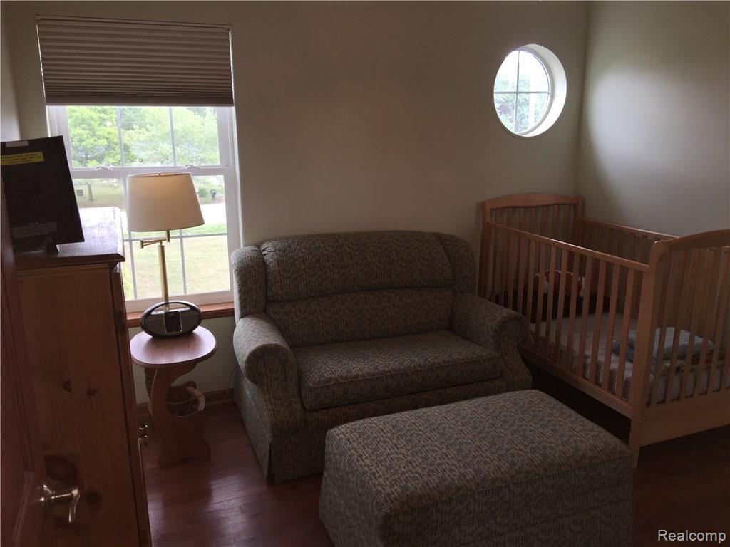 5394 Howe Road Grand Blanc, MI 48439 - Photo 35 of 36 IMG_2058.JPG