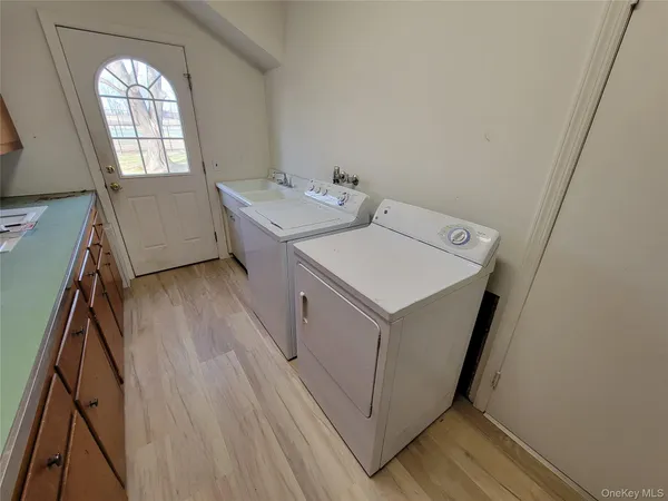 $3,600 | 475 Highway 25A, Unit B, Rocky Point, NY 11778