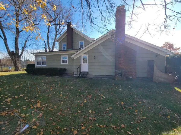 $3,600 | 475 Highway 25A, Unit B, Rocky Point, NY 11778