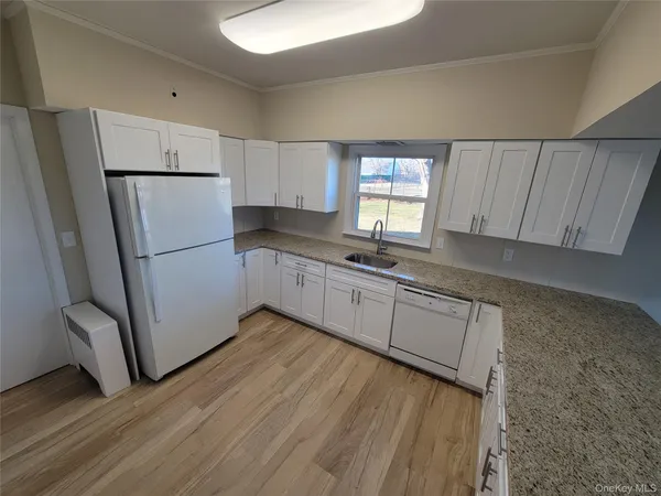 $3,600 | 475 Highway 25A, Unit B, Rocky Point, NY 11778