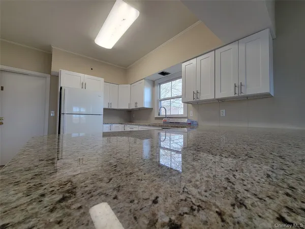 $3,600 | 475 Highway 25A, Unit B, Rocky Point, NY 11778