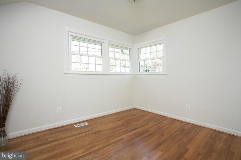 10211 Procter Street Silver Spring, MD 20901 - Photo 3 of 30 Bedroom