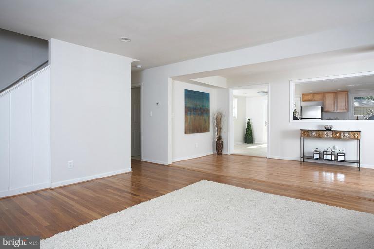 10211 Procter Street Silver Spring, MD 20901 - Photo 27 of 30 Living Room
