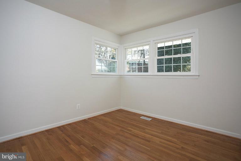 10211 Procter Street Silver Spring, MD 20901 - Photo 7 of 30 Bedroom