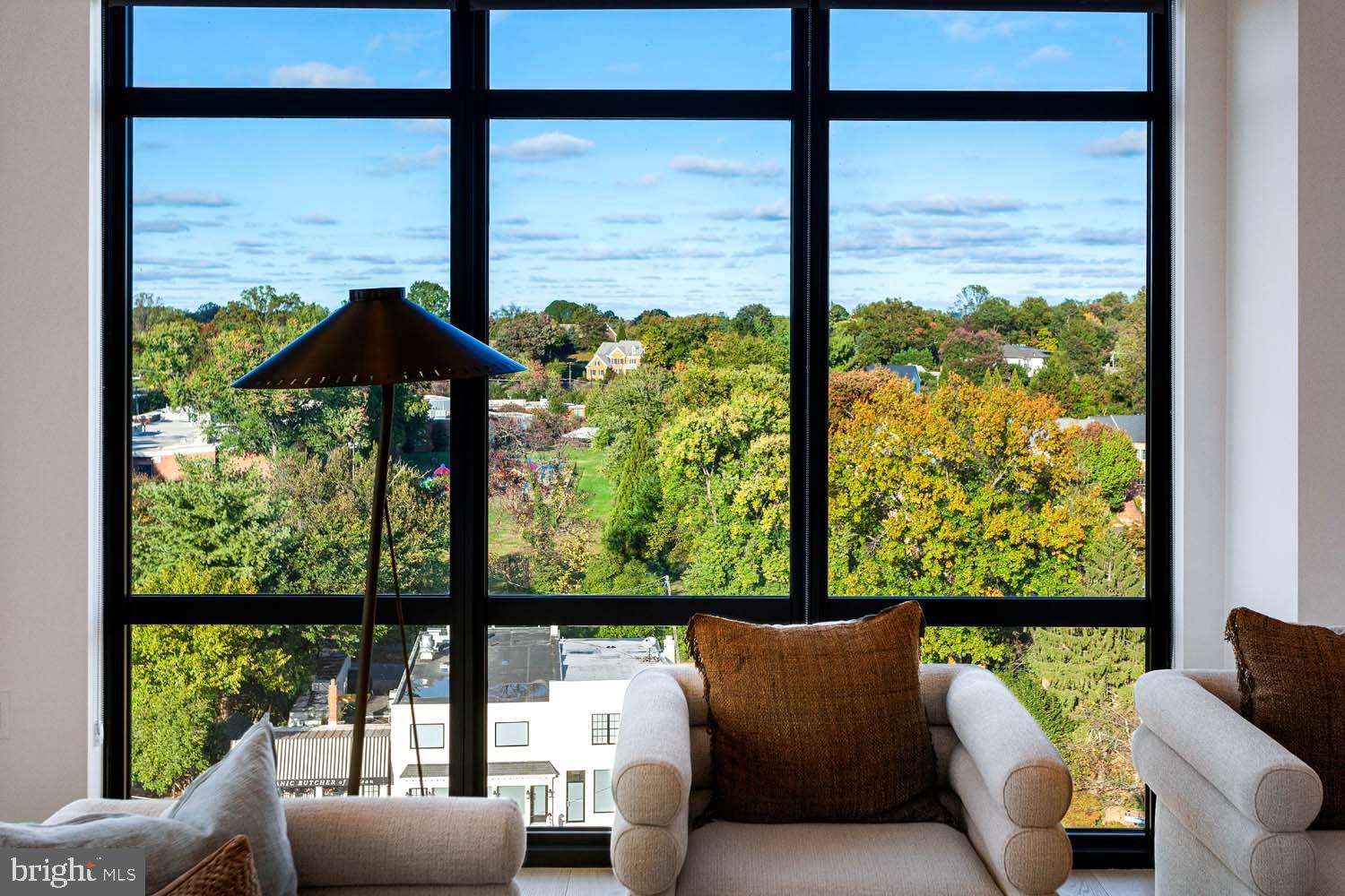 6718 Lowell Avenue, Unit 702 McLean, VA 22101 - Photo 7 of 75