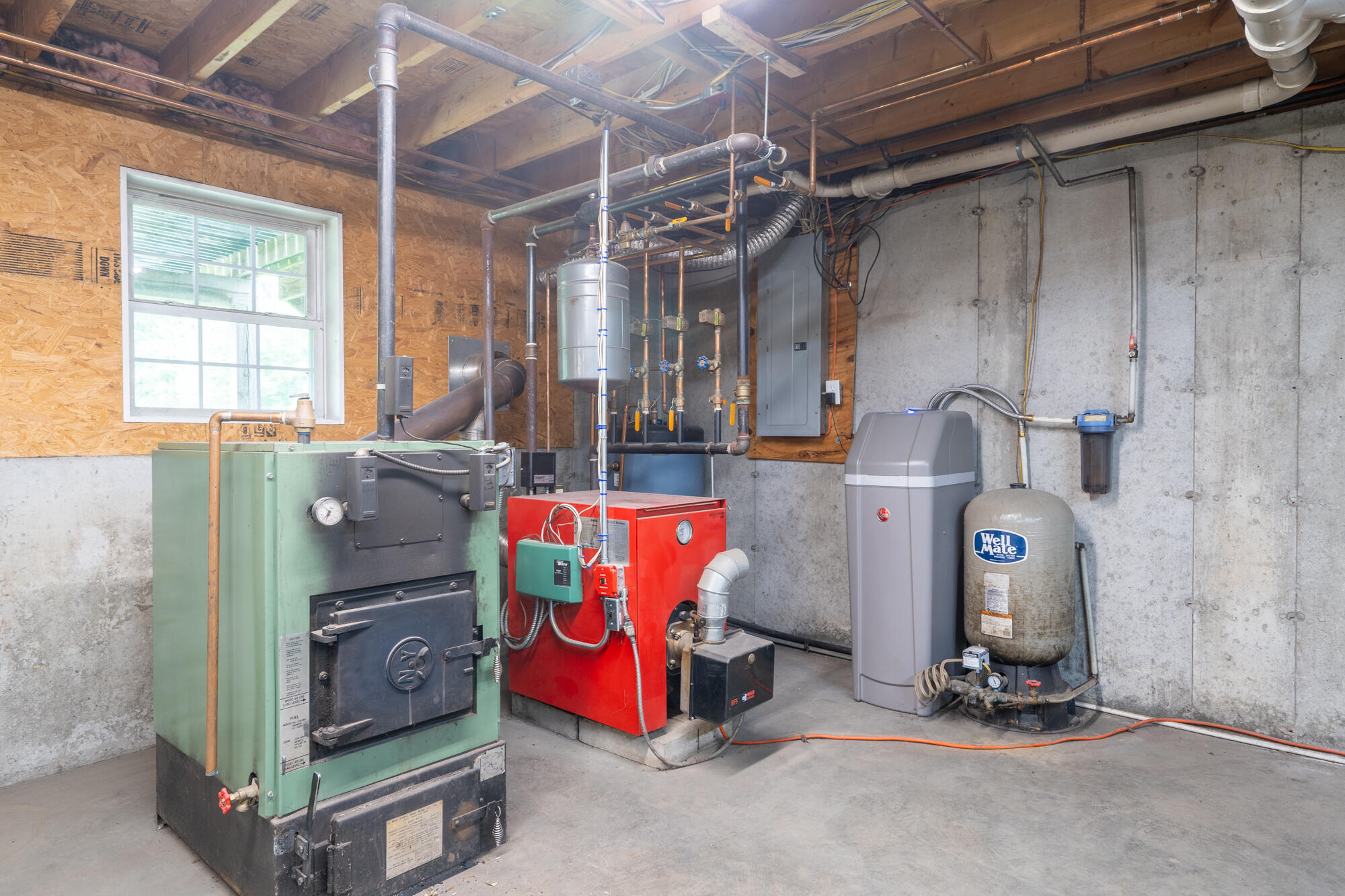 188 New County Road Saco, ME 04072 - Photo 30 of 49 188 New County Road-41