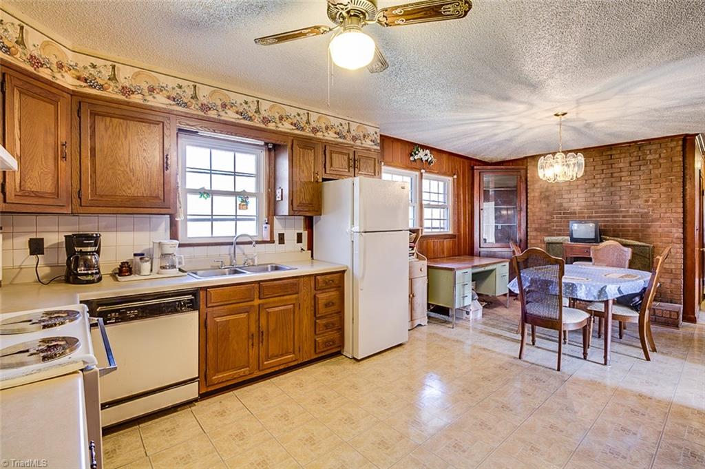 4306 Cooper Road Winston-Salem, NC 27127 - Photo 22 of 30 Gallery Image 22