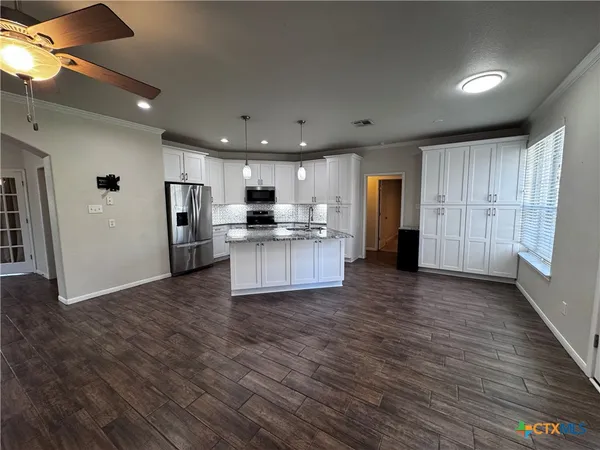 $2,395 | 606 Lantana Street, Harker Heights, TX 76548