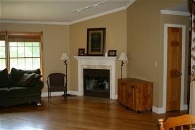 9814 Rustic Drive Demotte, IN 46310 - Photo 3 of 10 398x265