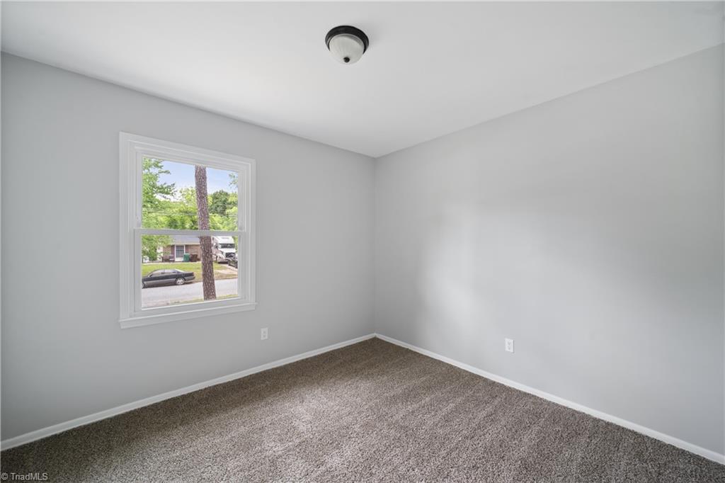 802 Miriam Avenue High Point, NC 27263 - Photo 21 of 33