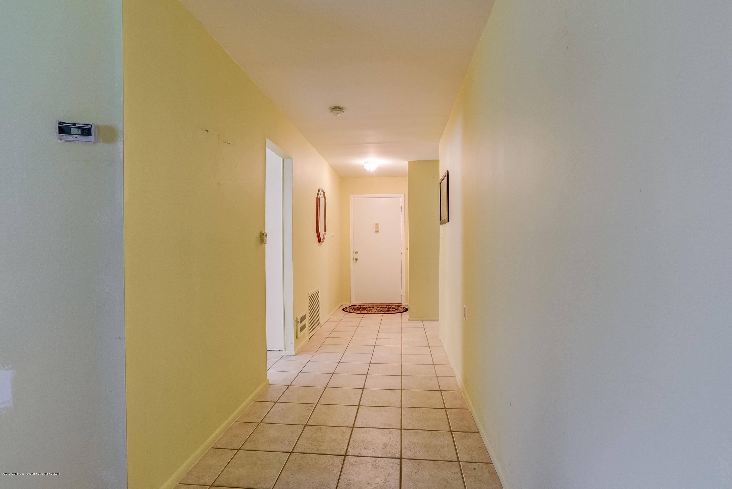 004_Foyer