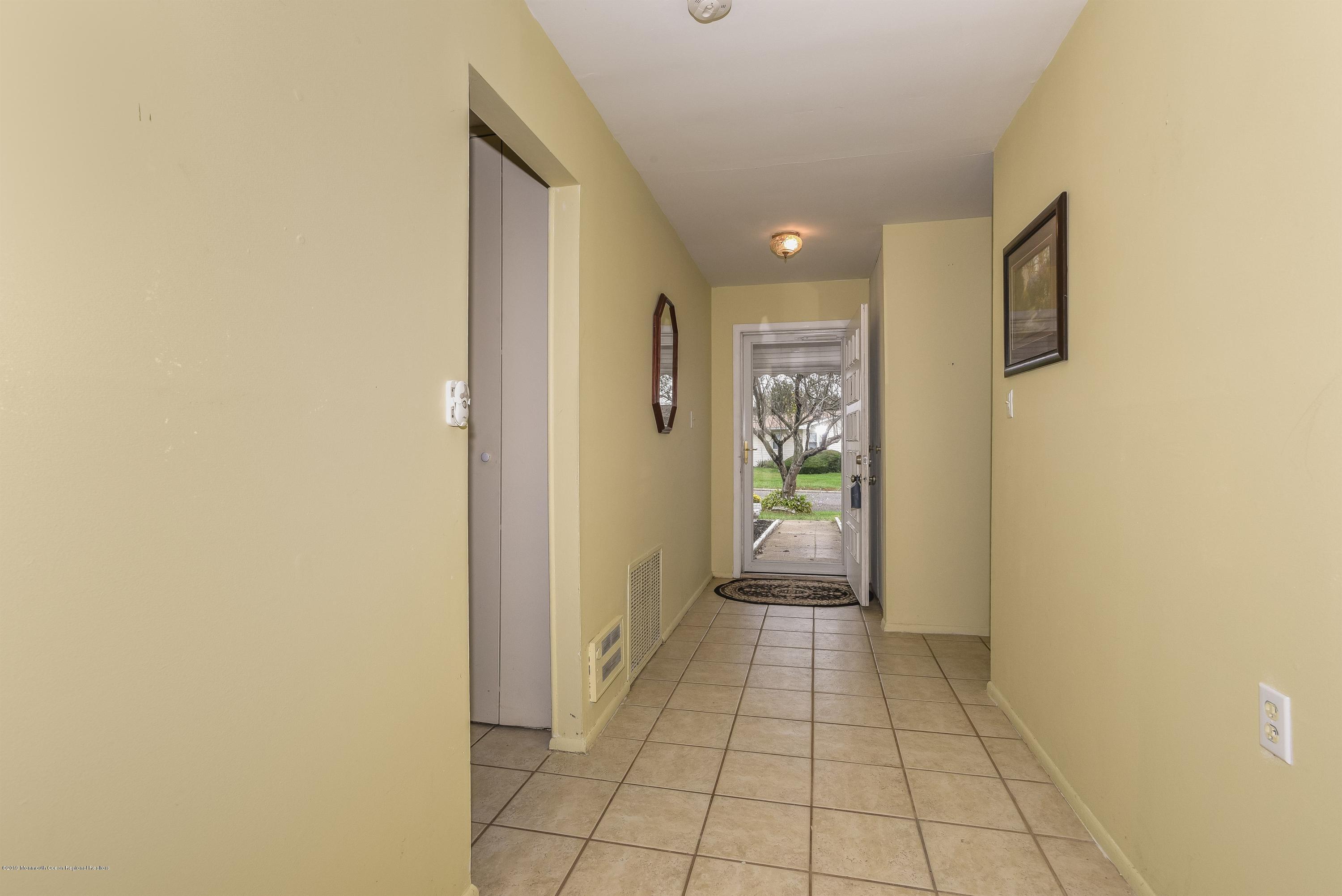 005_Foyer