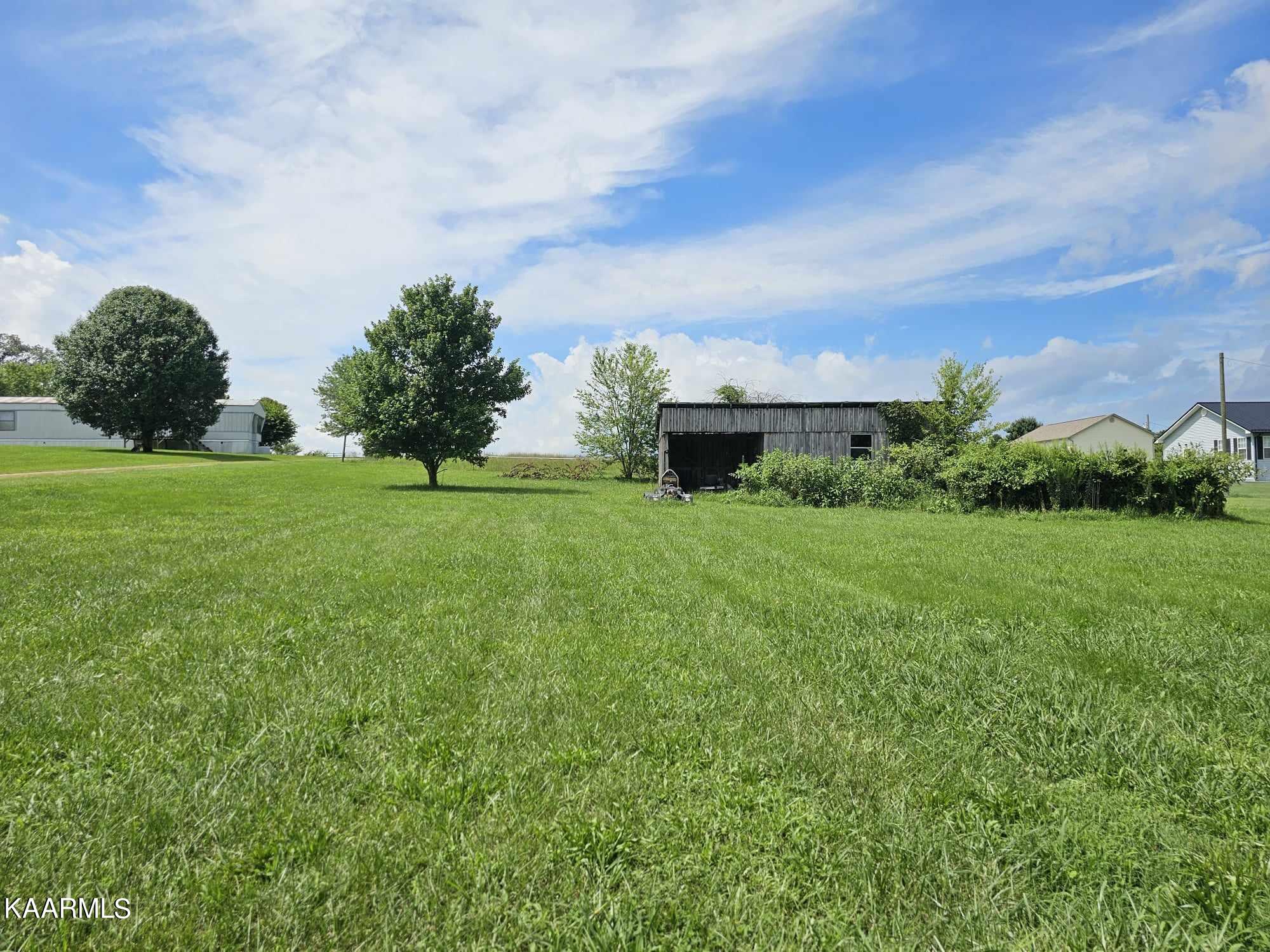 261 Ely Road Bulls Gap, TN 37711 - Photo 28 of 28 367536062_1020910655711399_3891471684543