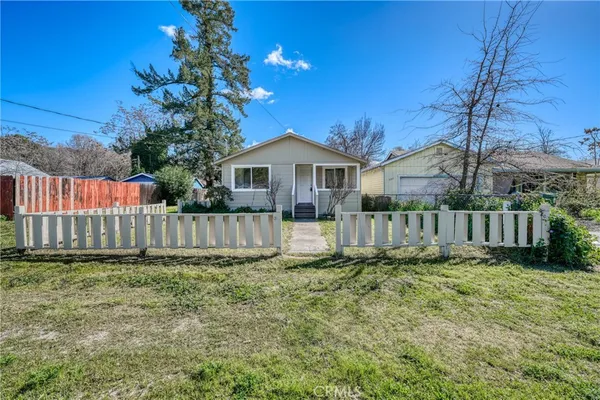 $229,900 | 6061 1st Avenue, Lucerne, CA 95458
