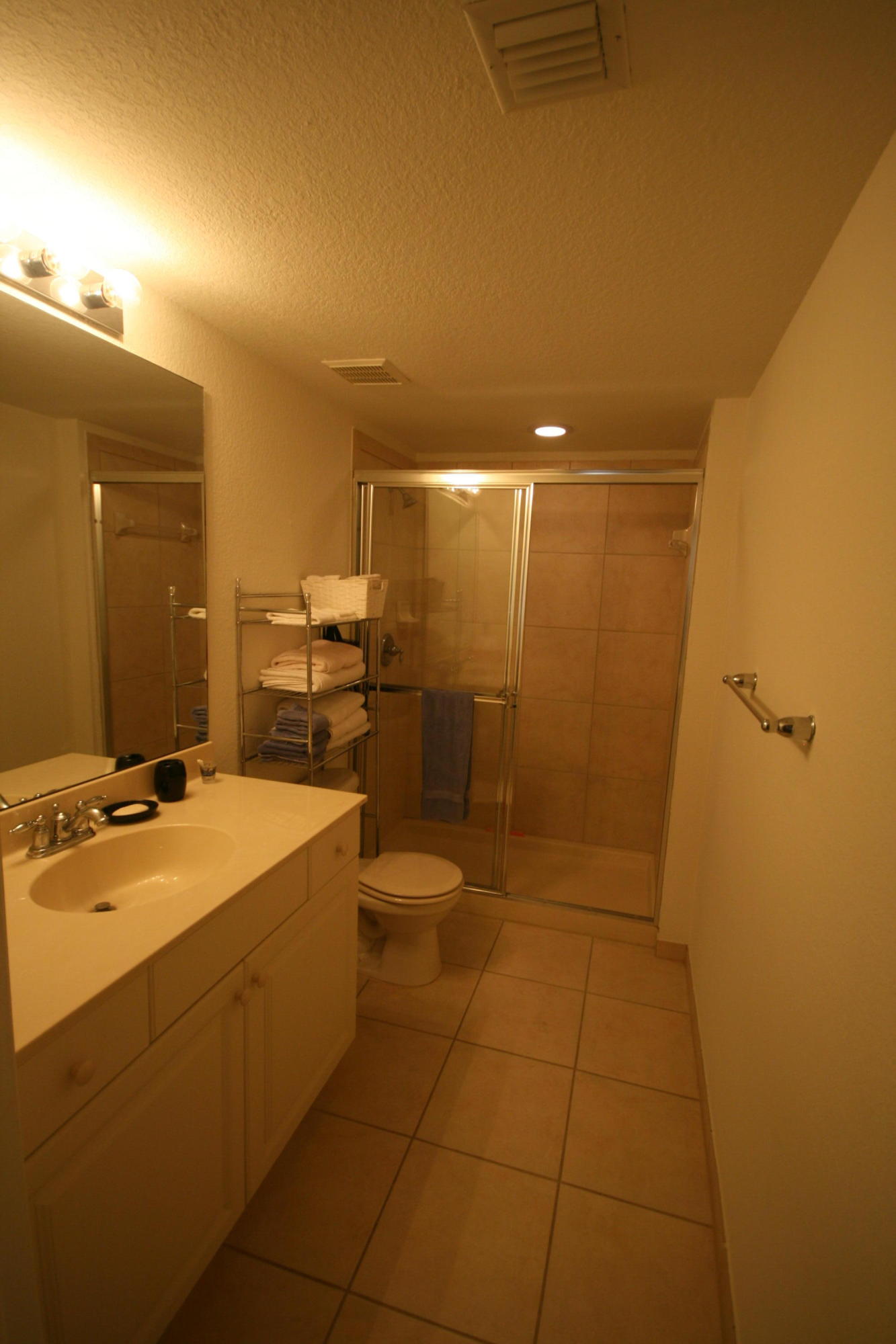 1955 Freeport Drive Riviera Beach, FL 33404 - Photo 3 of 13 Bathroom