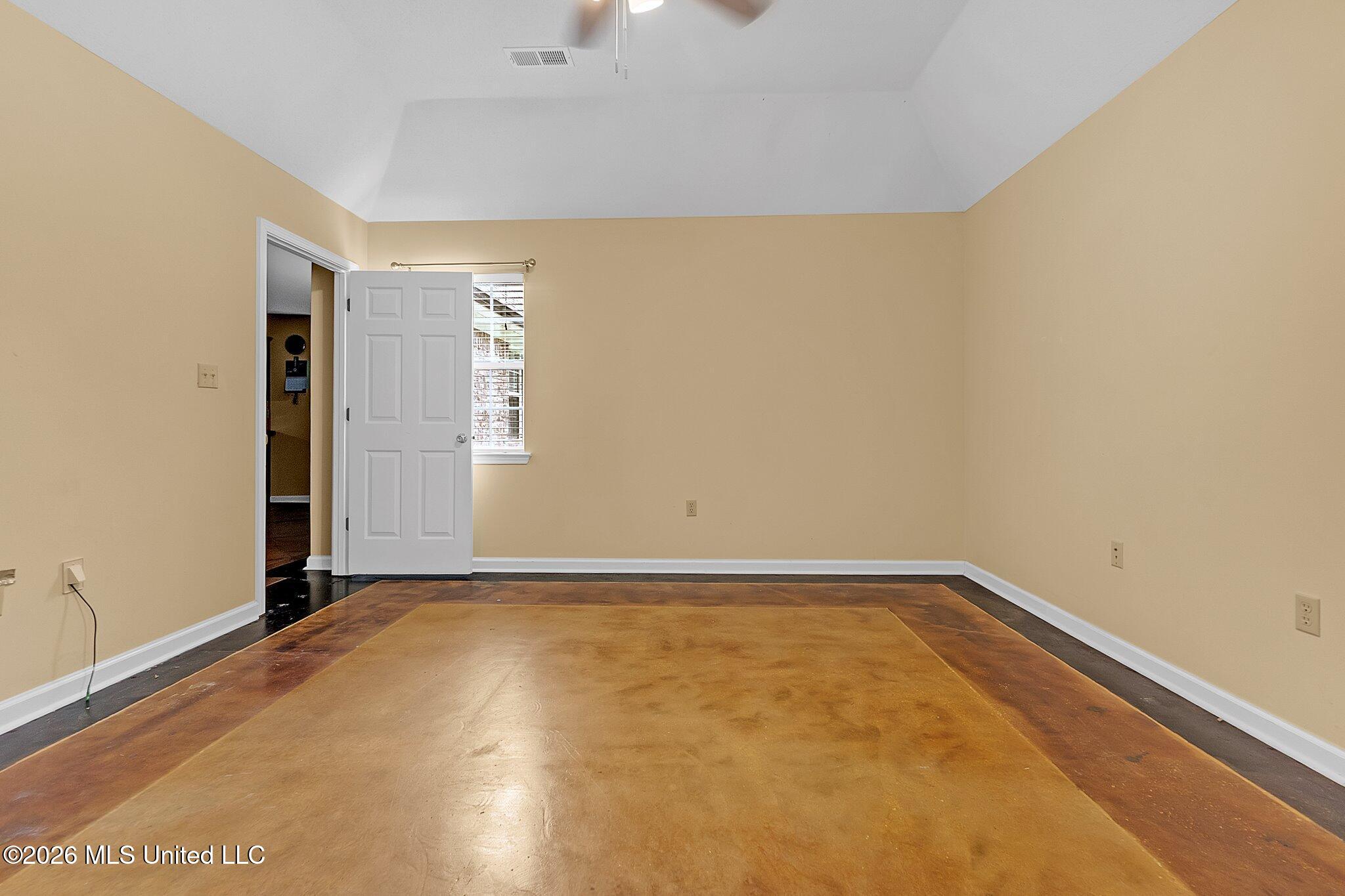 209 Roper Cove Byhalia, MS 38611 - Photo 13 of 29 15-DSC00337