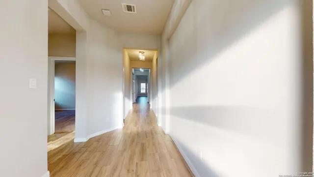 $2,400 | 5911 Akin Glen, San Antonio, TX 78261