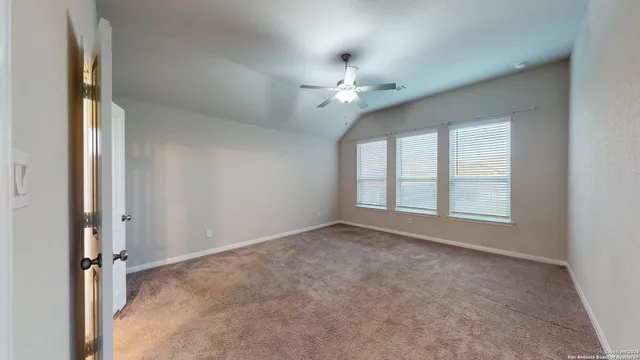 $2,400 | 5911 Akin Glen, San Antonio, TX 78261