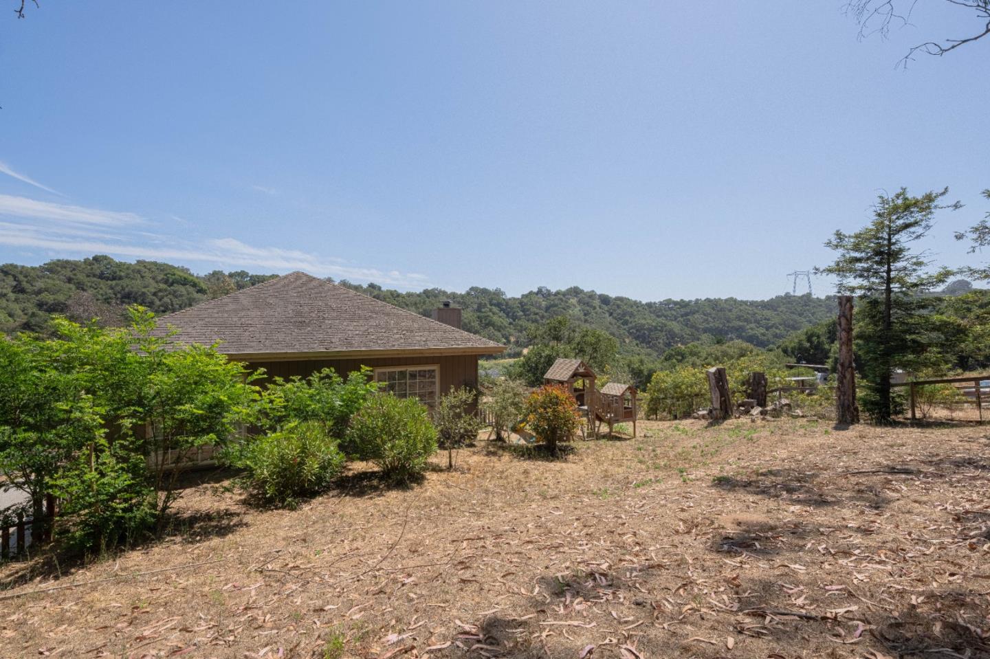 143 Tucker Road Watsonville, CA 95076 - Photo 37 of 42 a view of a outdoor space with a garden
