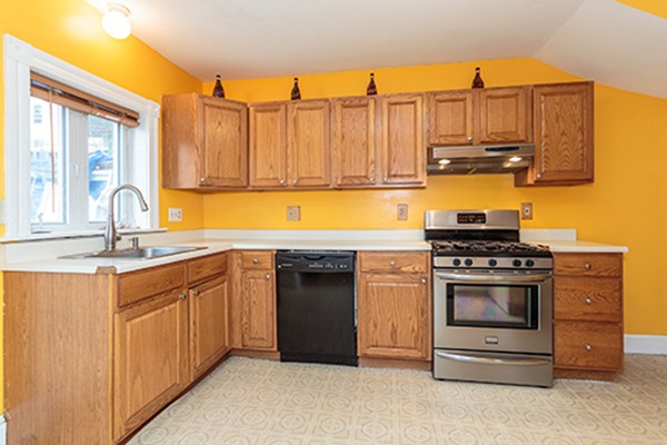 105 Reed Avenue Everett, MA 02149 - Photo 3 of 20 Gallery Image 3