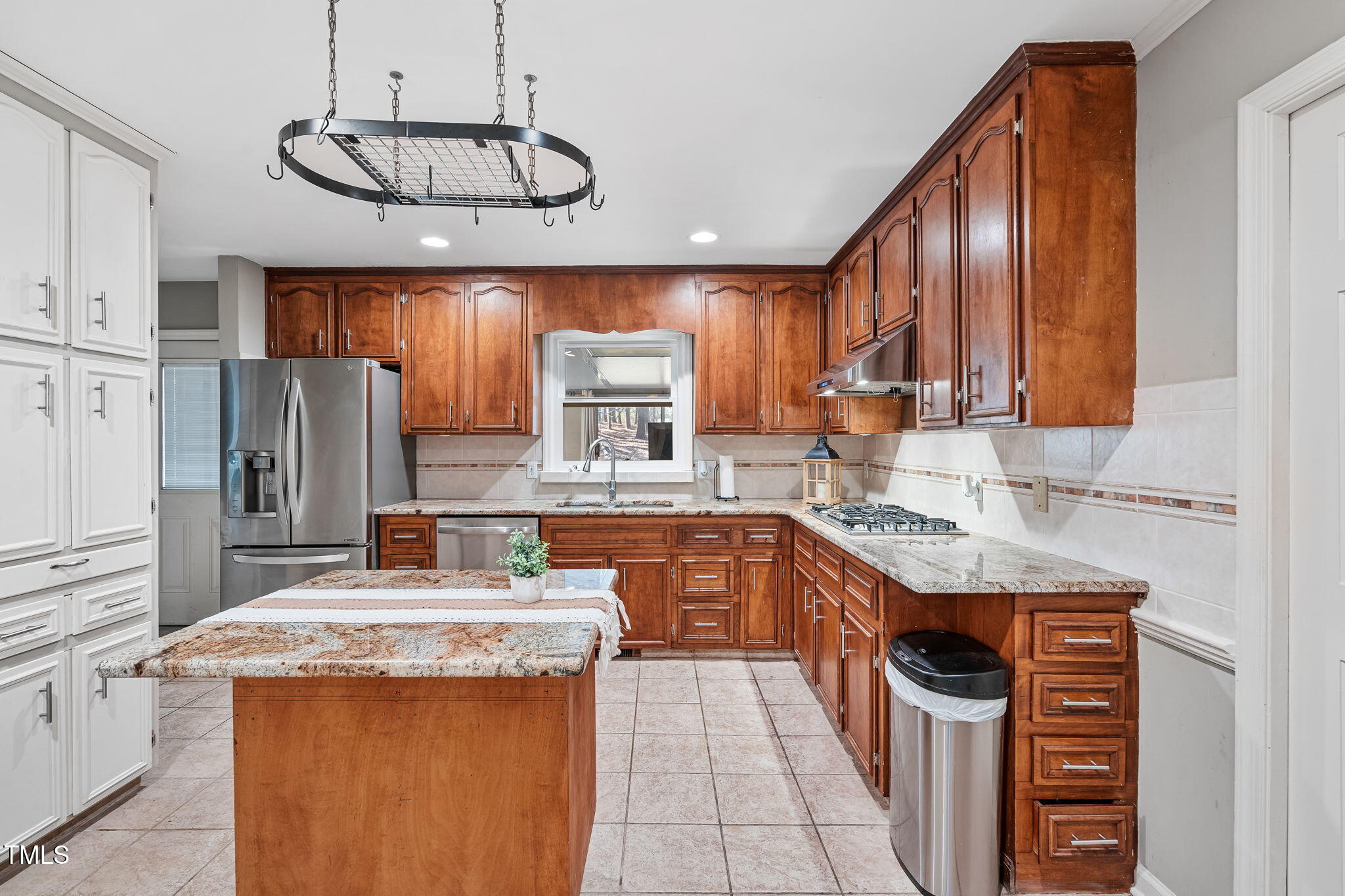 4913 Stillmeadow Road Raleigh, NC 27604 - Photo 10 of 34 11-web-or-mls-DSC04081