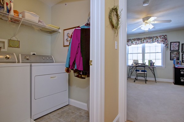 24 Rons Way Framingham, MA 01701 - Photo 19 of 27 Gallery Image 19