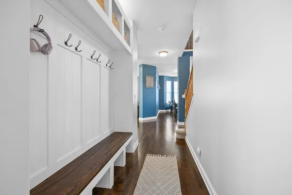 $548,000 | 1863 Lake Bluff Lane, Pingree Grove, IL 60140