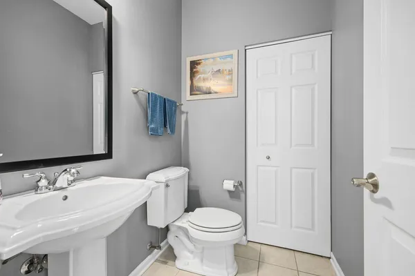 $548,000 | 1863 Lake Bluff Lane, Pingree Grove, IL 60140