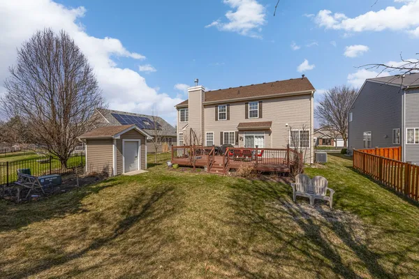 $548,000 | 1863 Lake Bluff Lane, Pingree Grove, IL 60140
