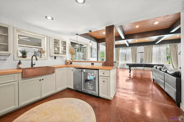 $899,000 | 23710 Portwood Lane, Zachary, LA 70791