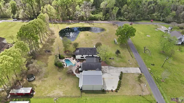 $899,000 | 23710 Portwood Lane, Zachary, LA 70791