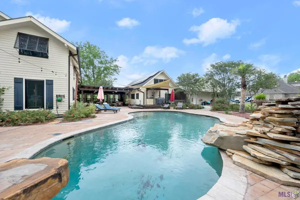 $899,000 | 23710 Portwood Lane, Zachary, LA 70791